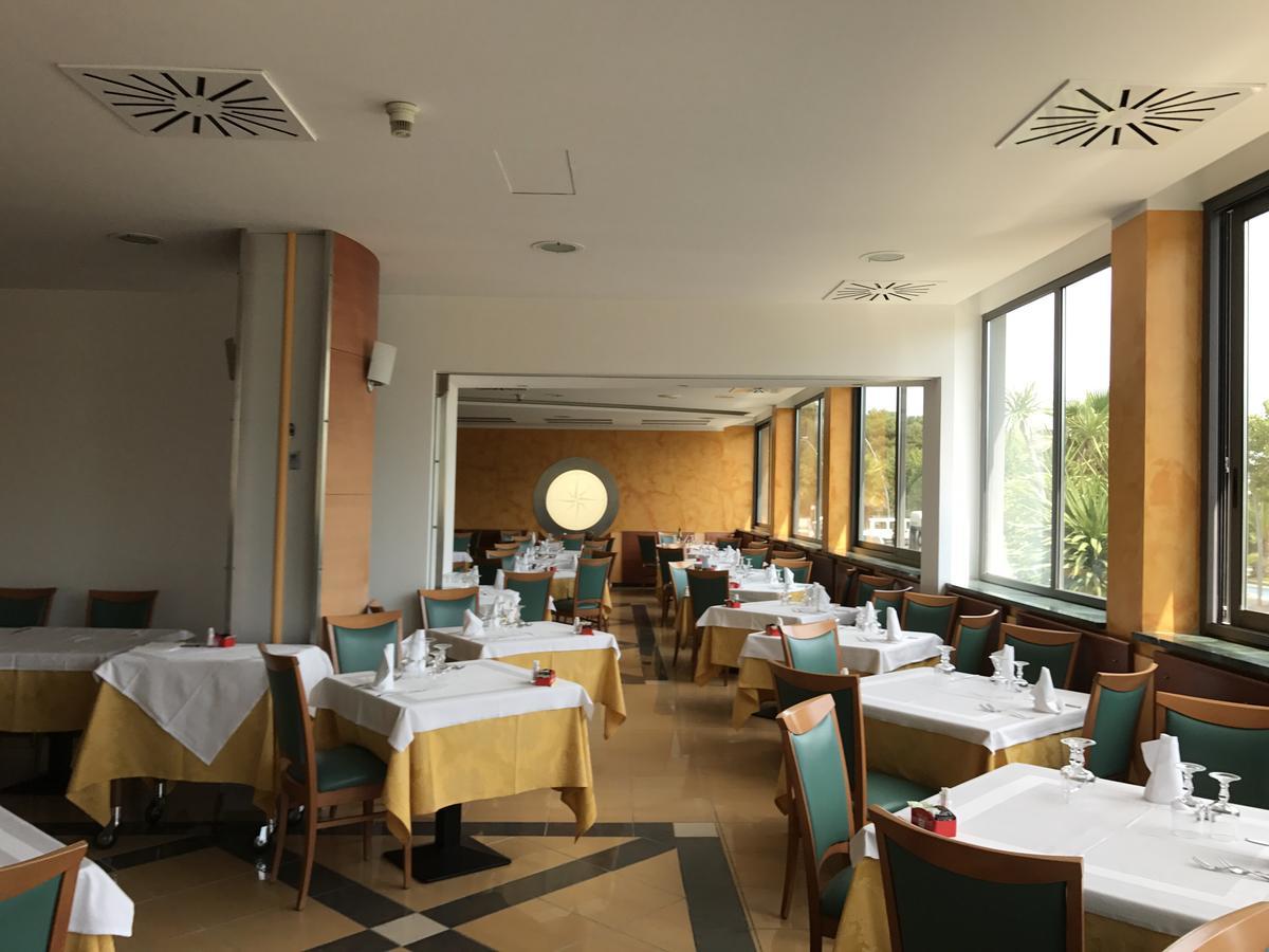 Hotel Atlas Alba Adriatica Eksteriør billede